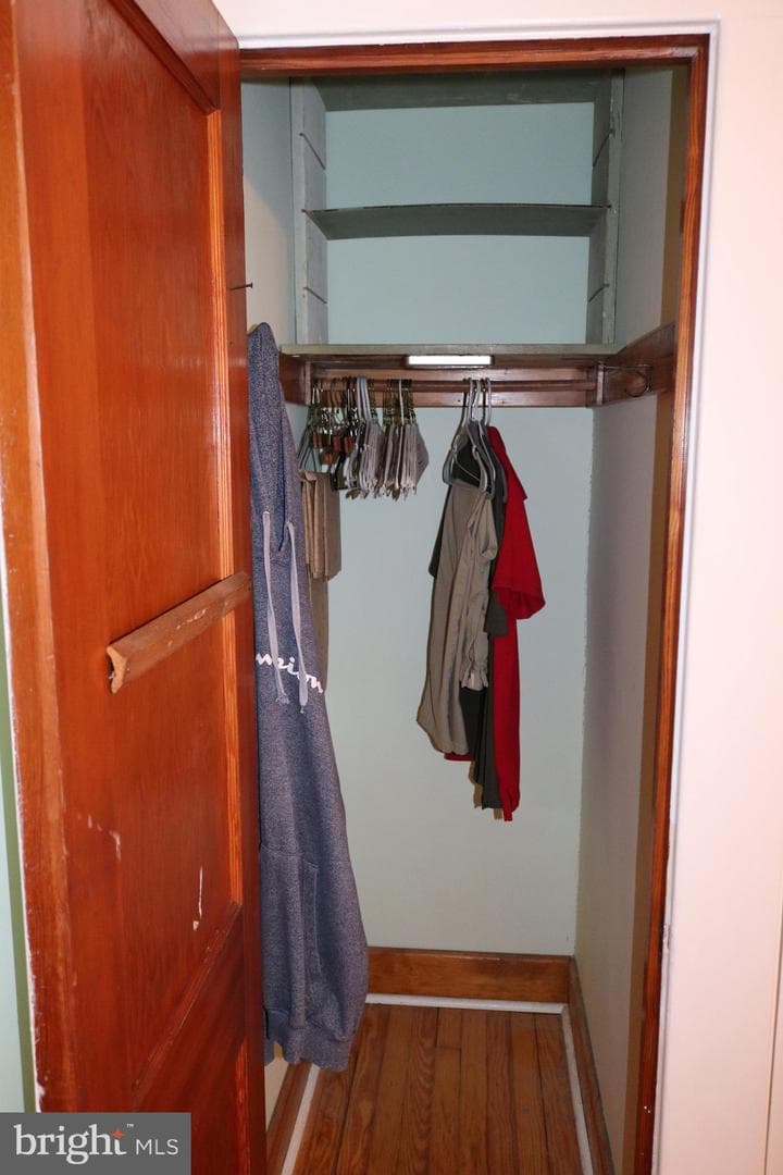 567 N Franklin Street photo 32