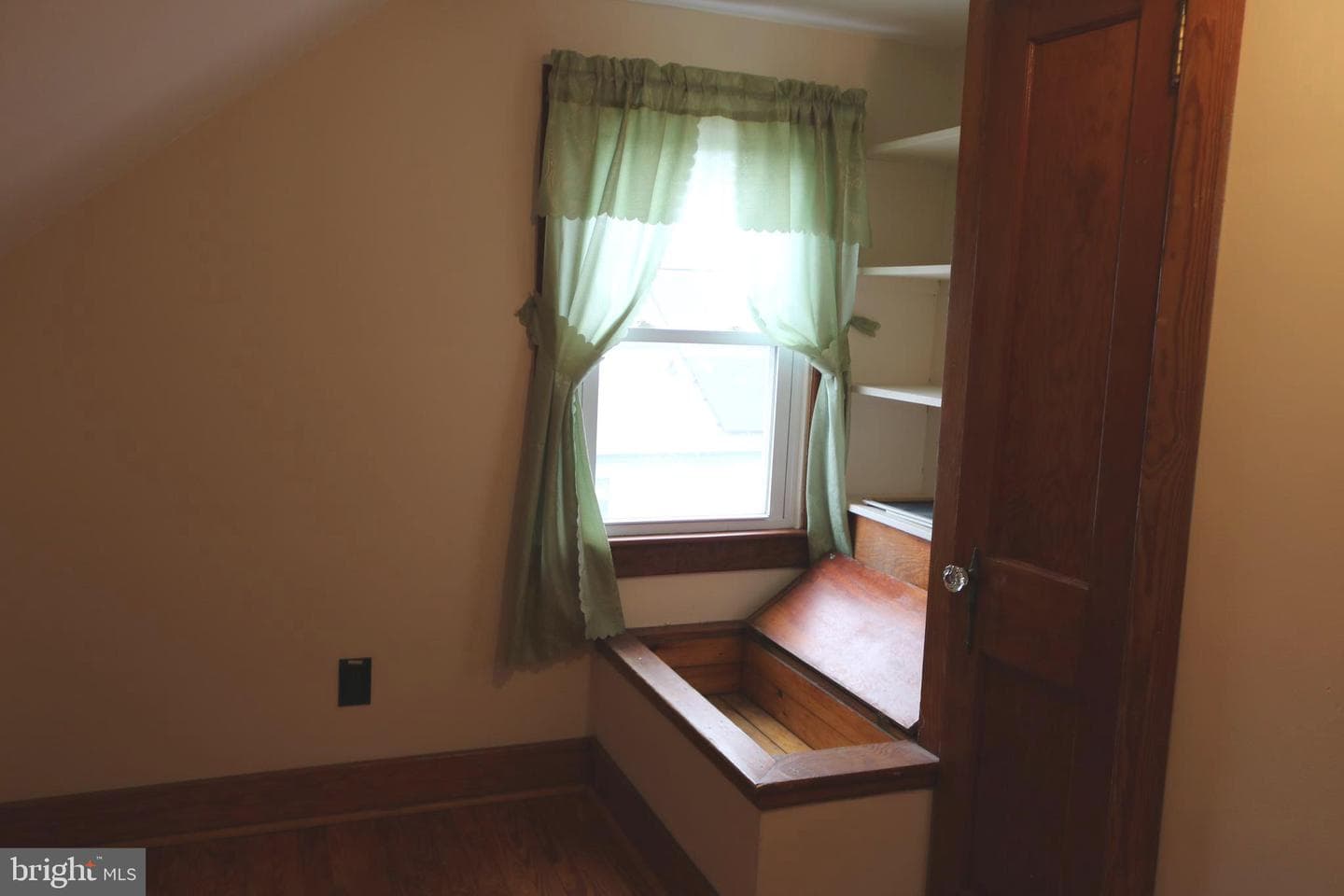 567 N Franklin Street photo 47