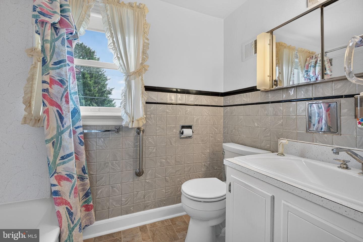540 Manor Road photo 20