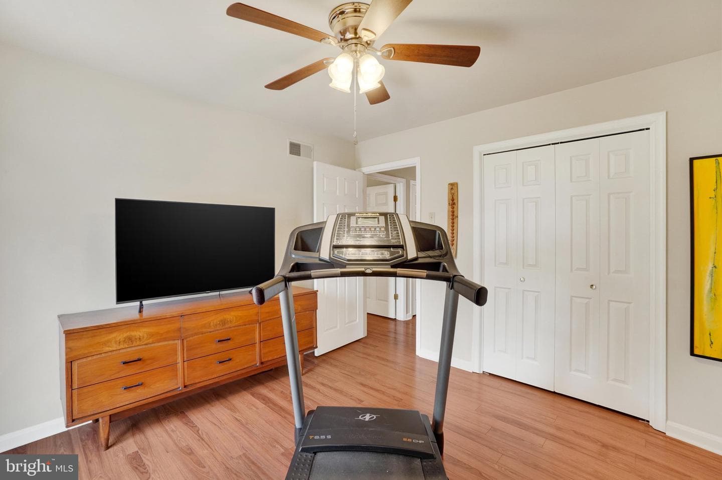 2053 Village Circle E photo 18