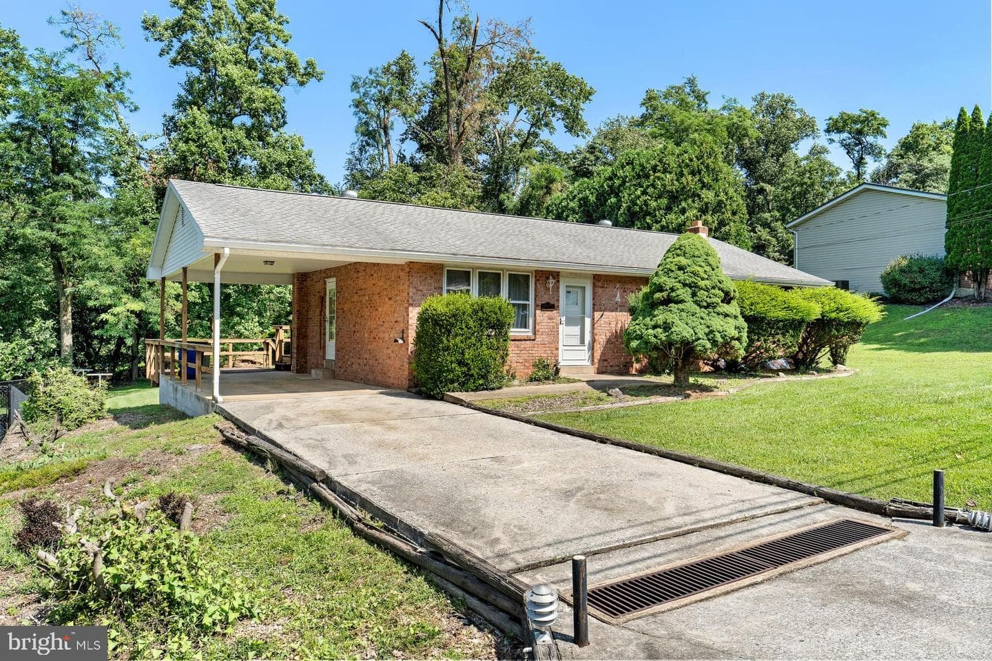 222 Oak Knoll Road photo 4