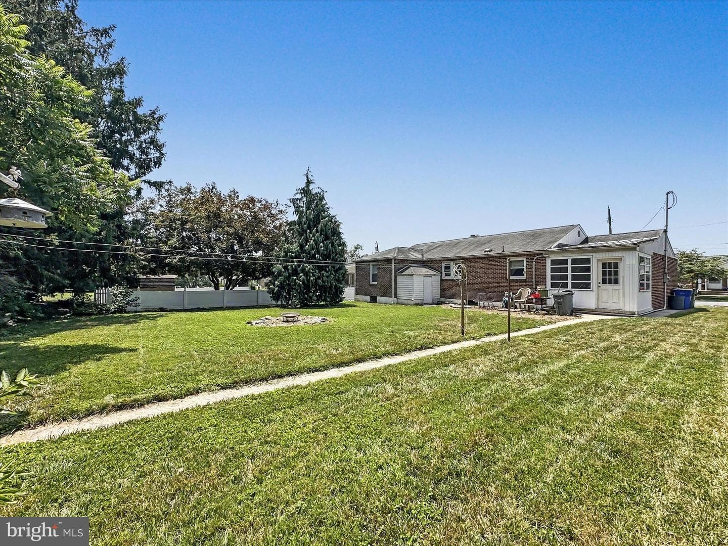 2789 Clear Springs Boulevard photo 2