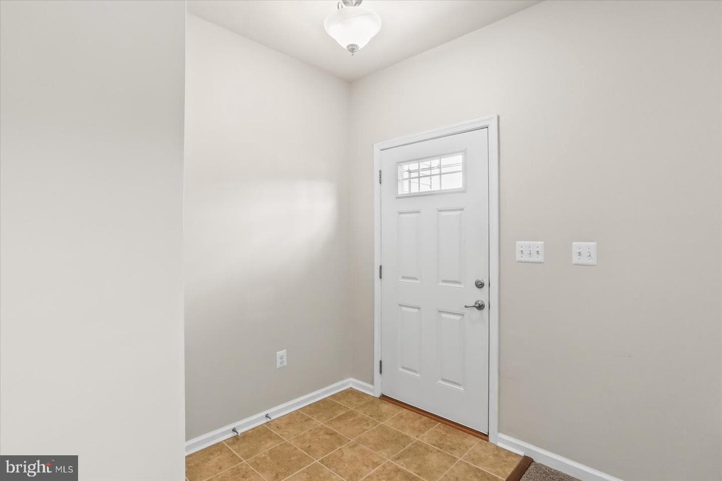 89 Malek Drive photo 4