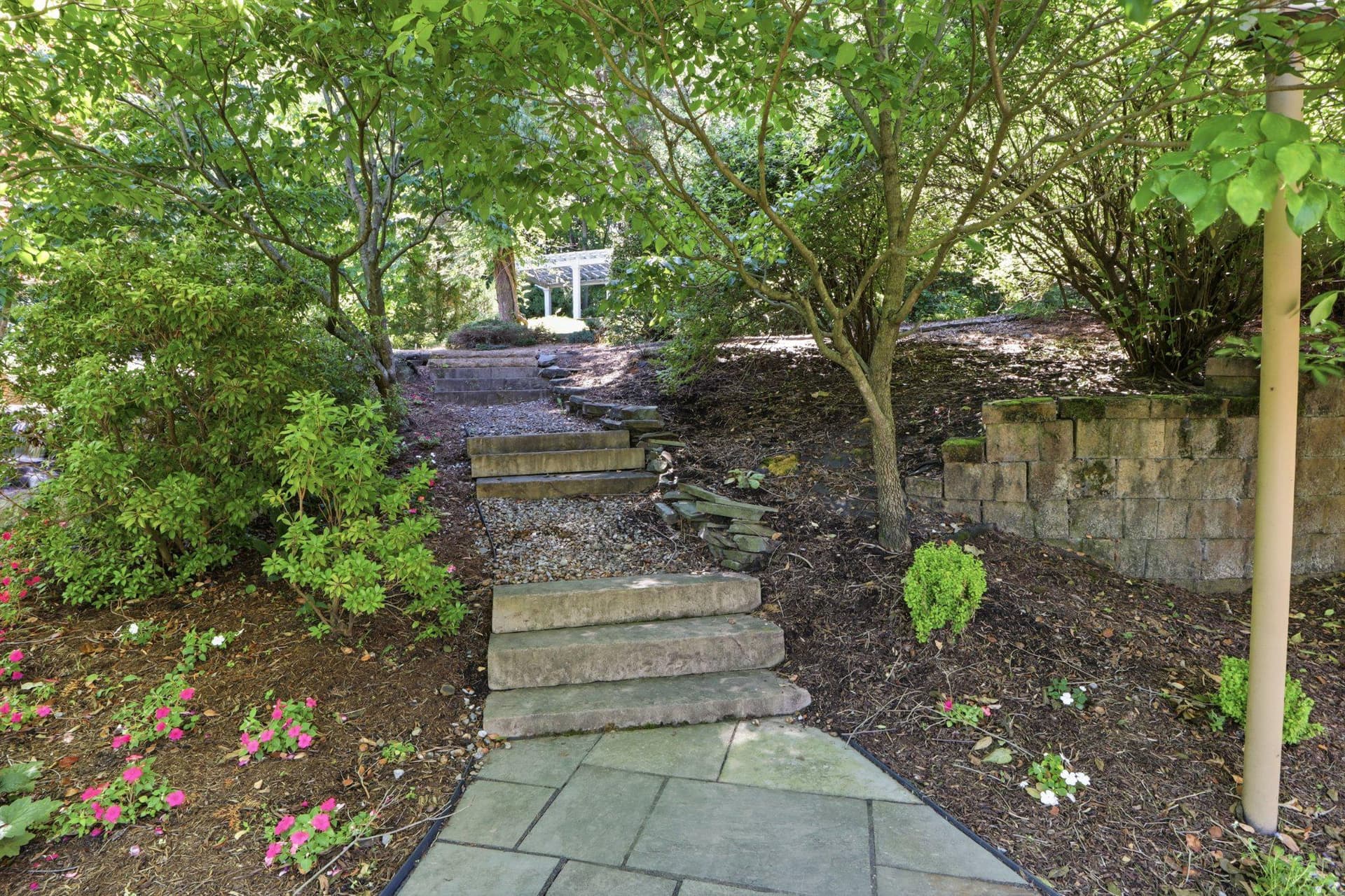 545 Strickler's School Road photo 23