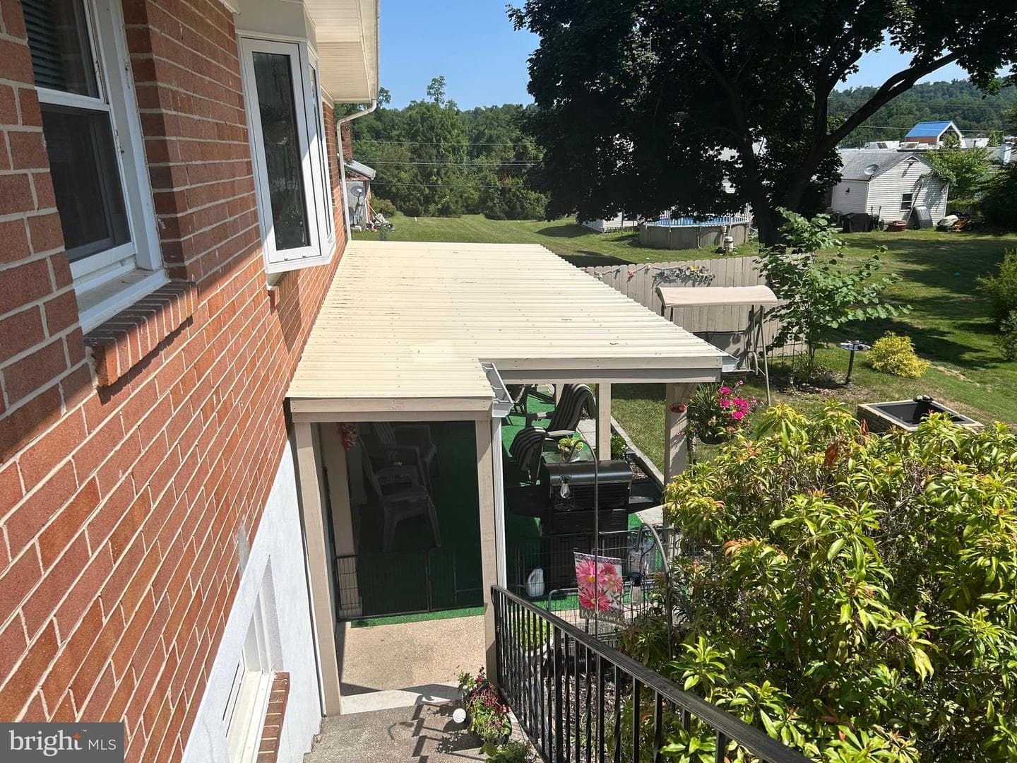 502 Bowman Avenue photo 31