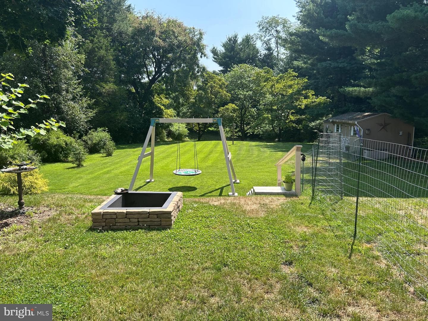 502 Bowman Avenue photo 41