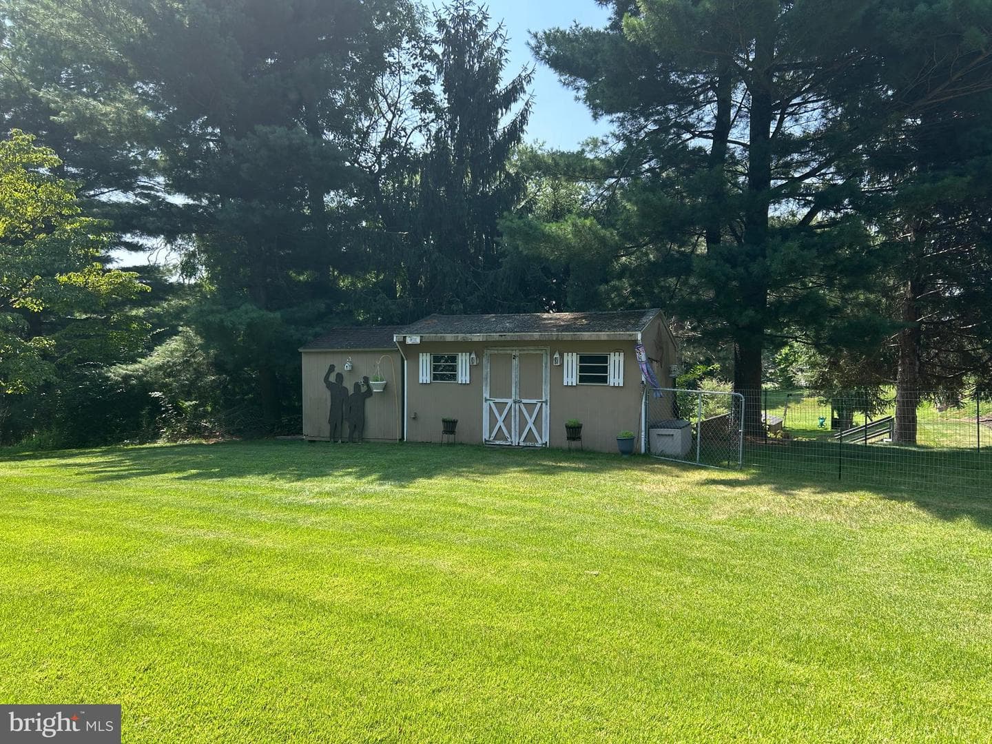 502 Bowman Avenue photo 44