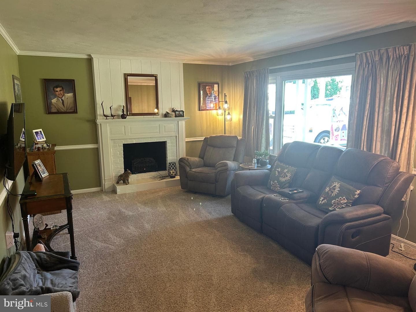502 Bowman Avenue photo 5