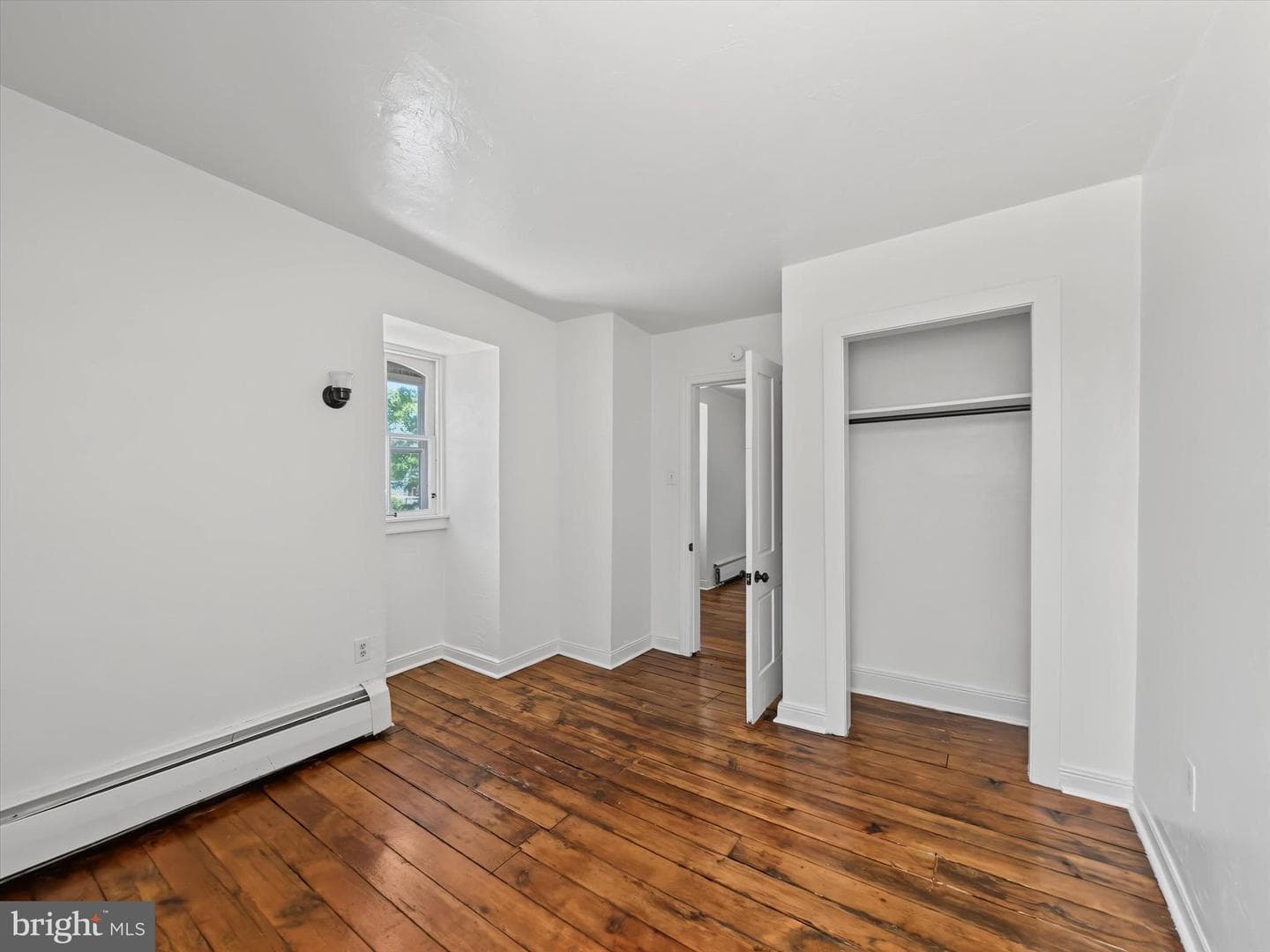 131 E Maple Street photo 16