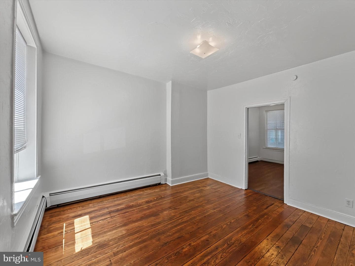 131 E Maple Street photo 18