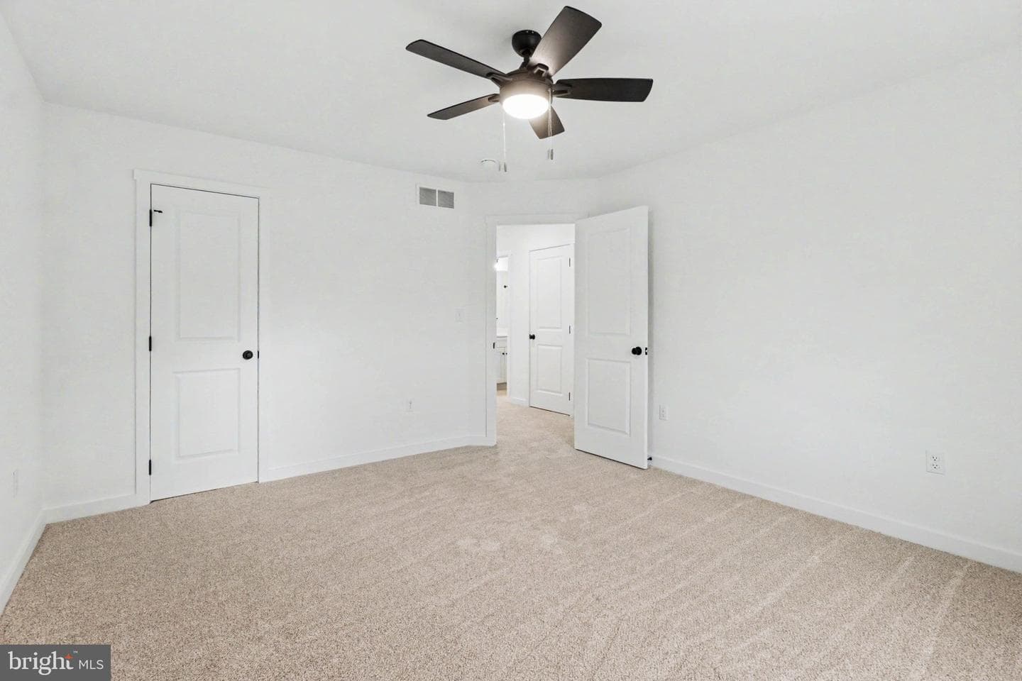 507 S Baltimore Street photo 19