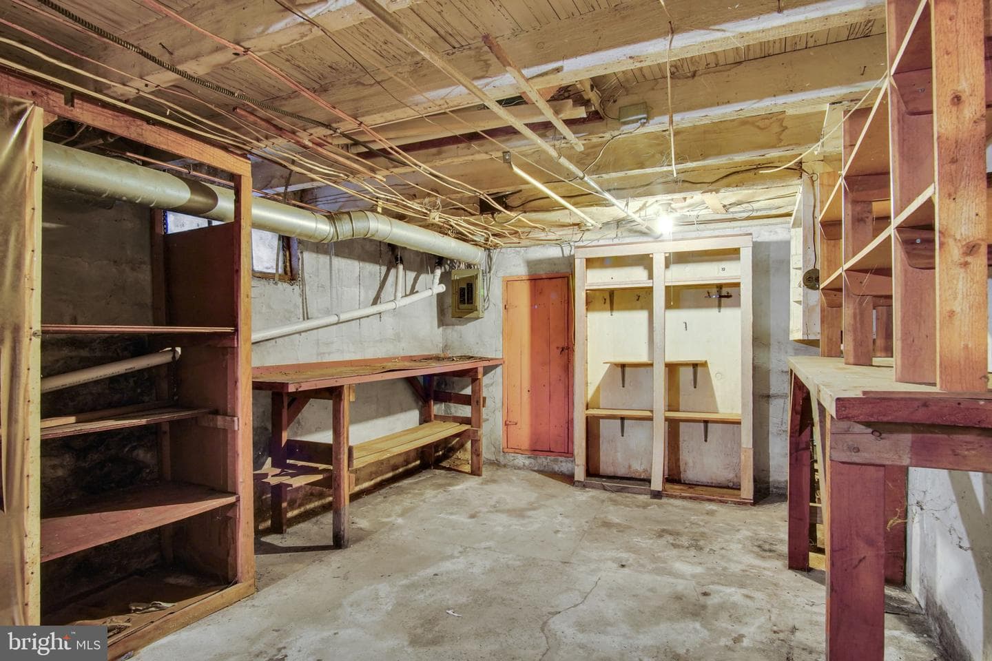 967 E King Street photo 15