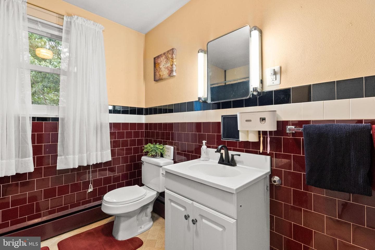 208 Willow Street photo 16