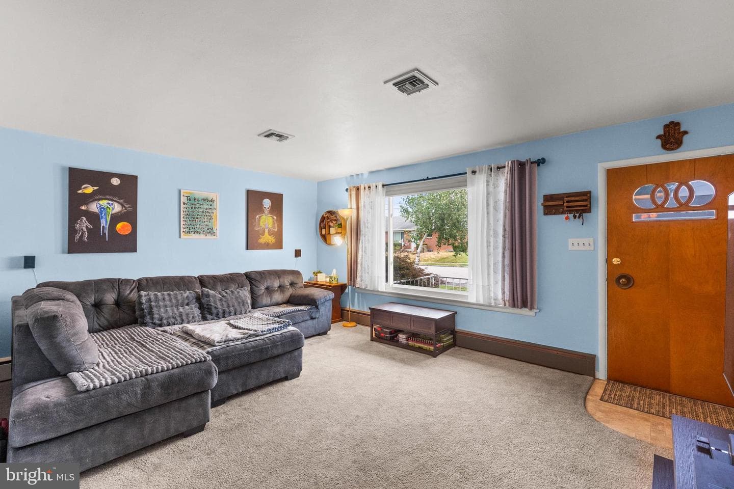 208 Willow Street photo 4