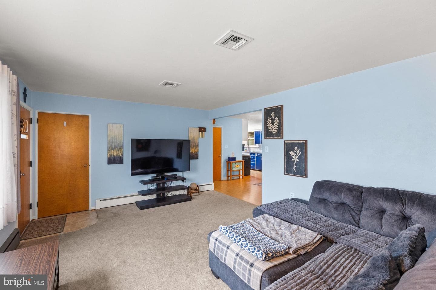 208 Willow Street photo 6