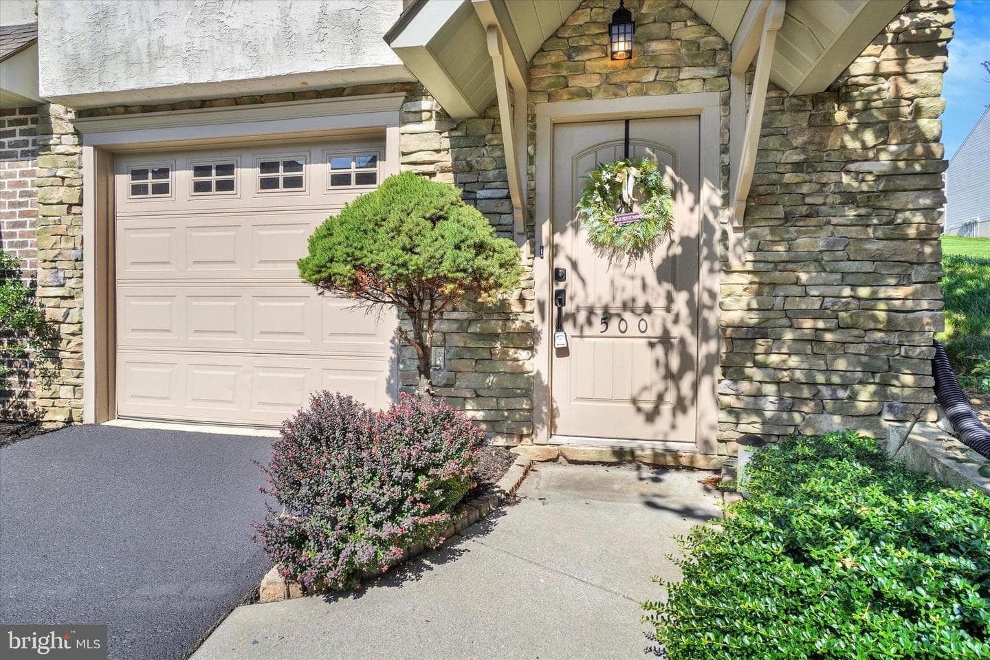 500 Bridle Path Lane photo 2