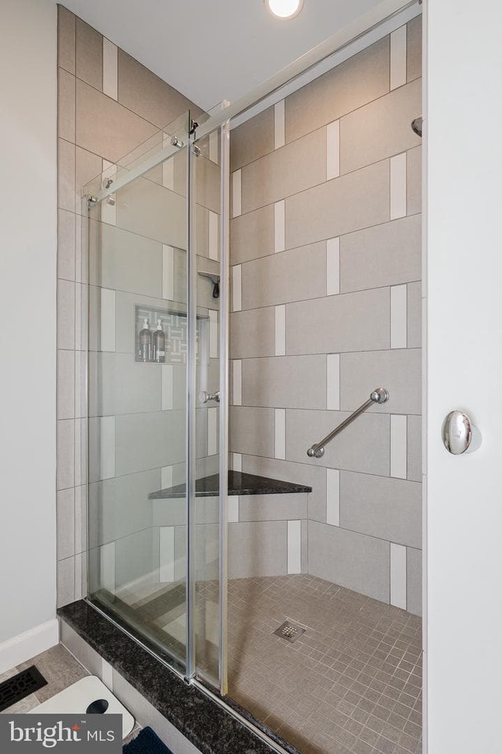 116 Glenray Court photo 44