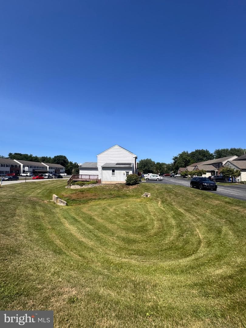 3033 Bornt Drive photo 4