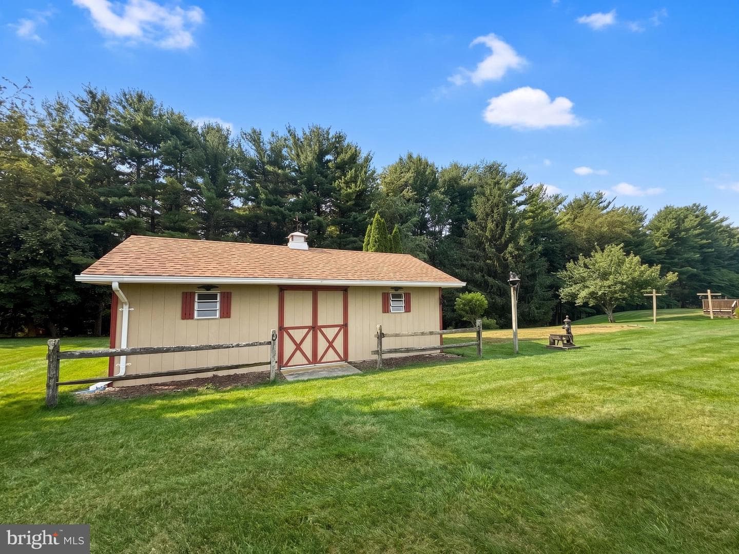 3704 Baumgardner Road photo 3
