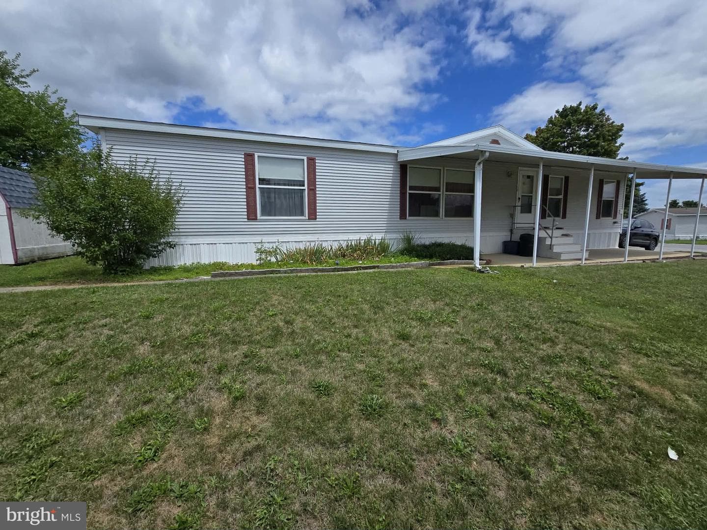 126 Gateshead Drive photo 1