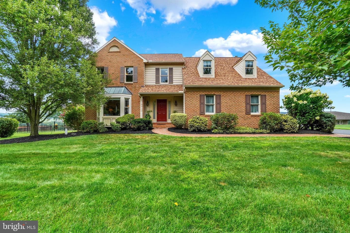 586 Owen Road photo 1