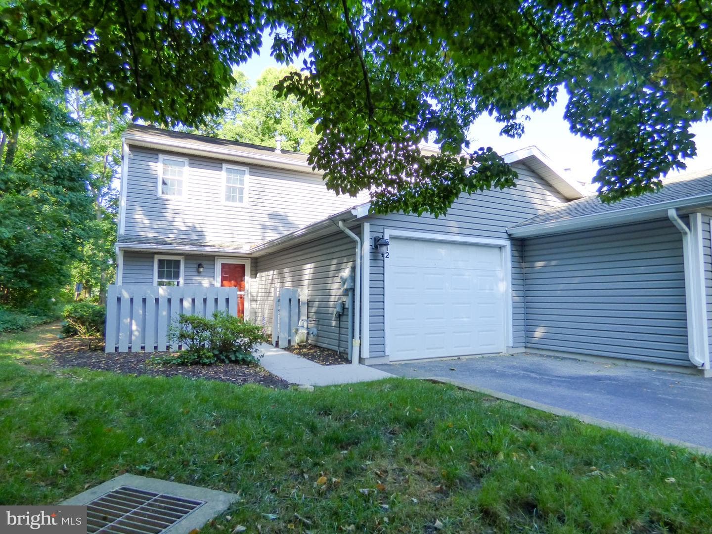 512 Kensington Court #512 photo 1