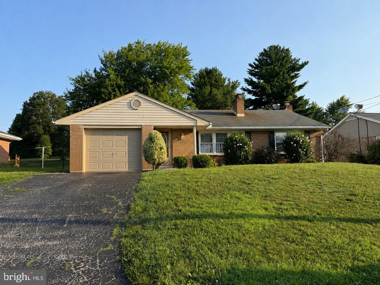3967 Bahn Avenue photo 1