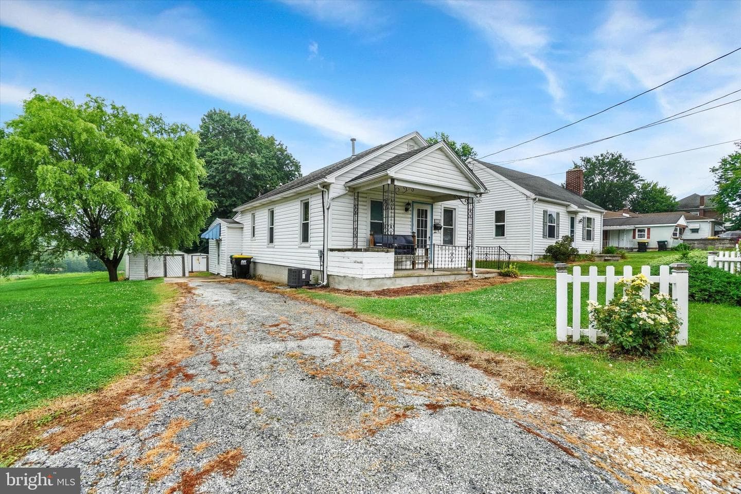 559 Wise Avenue photo 1