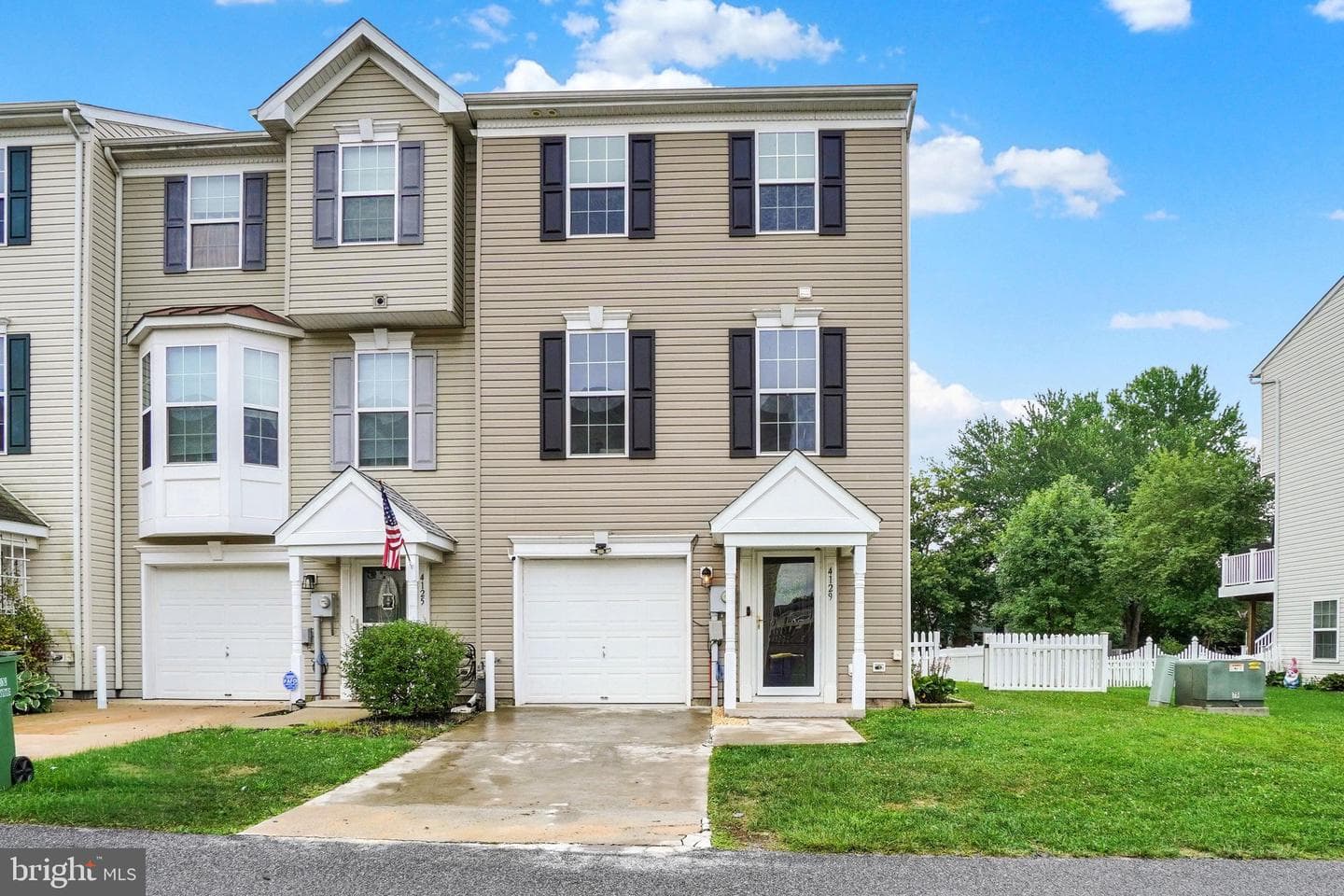 4129 Strawbridge Court photo 1