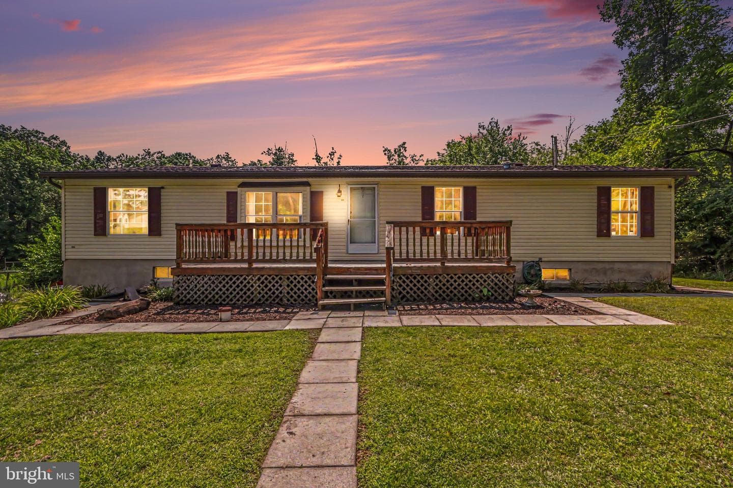 45 N Winding Road photo 1