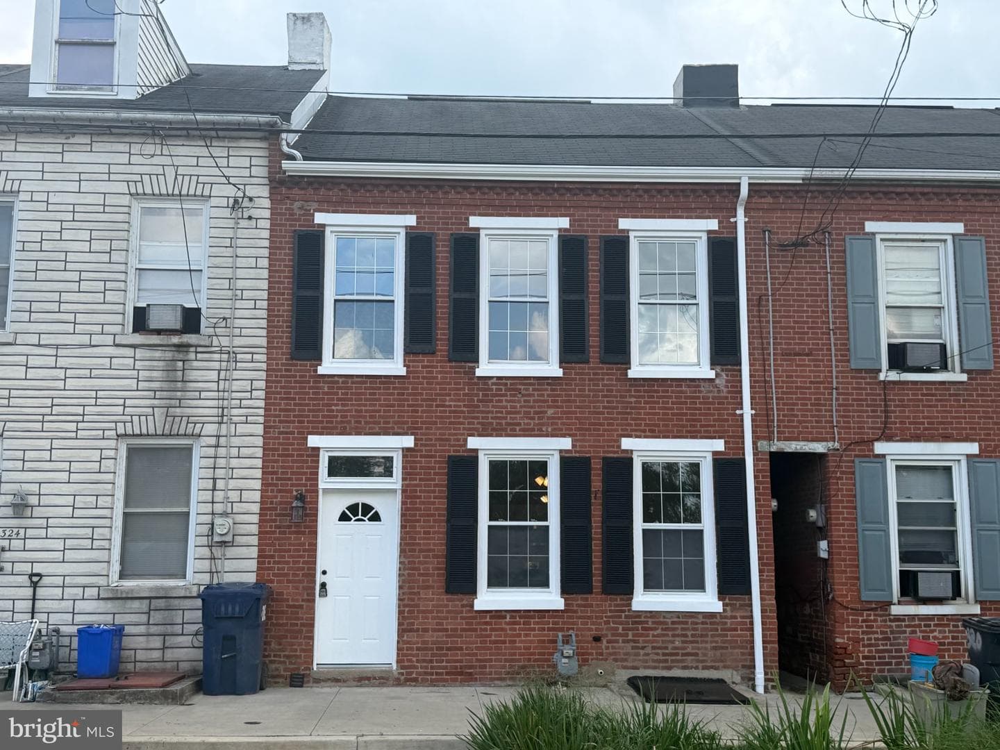 322 S Front Street photo 1