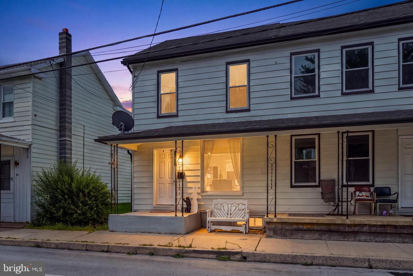 46 S York Street photo 1