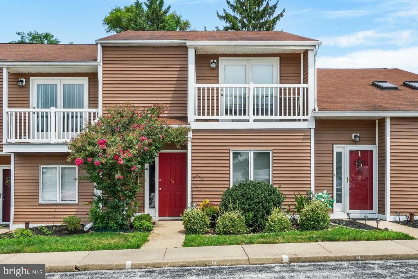 14 Copperwood Court photo 1