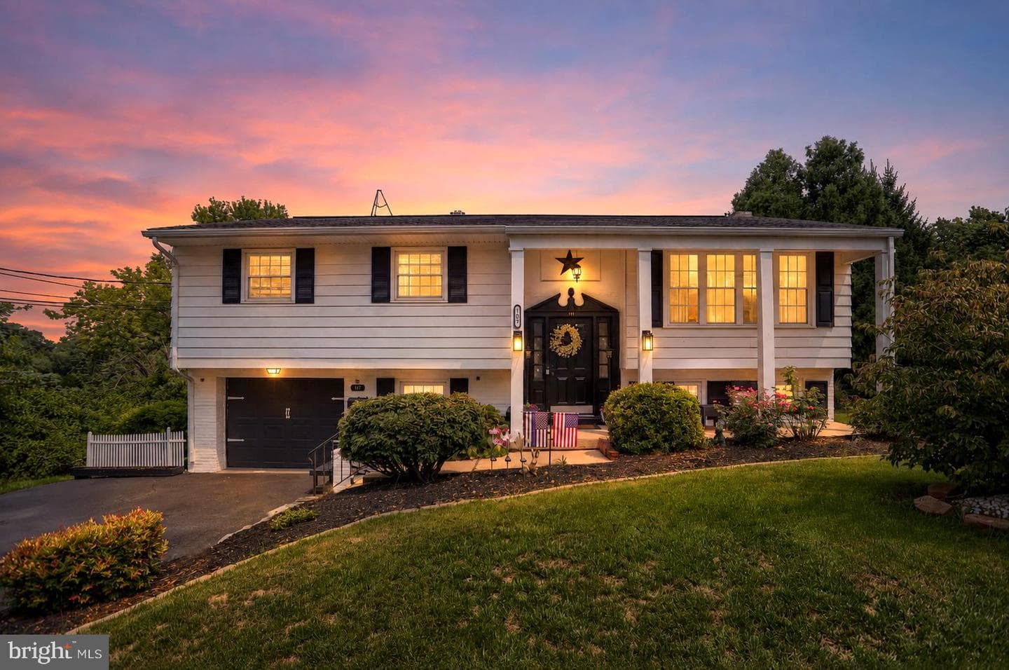 101 Oak Drive photo 1