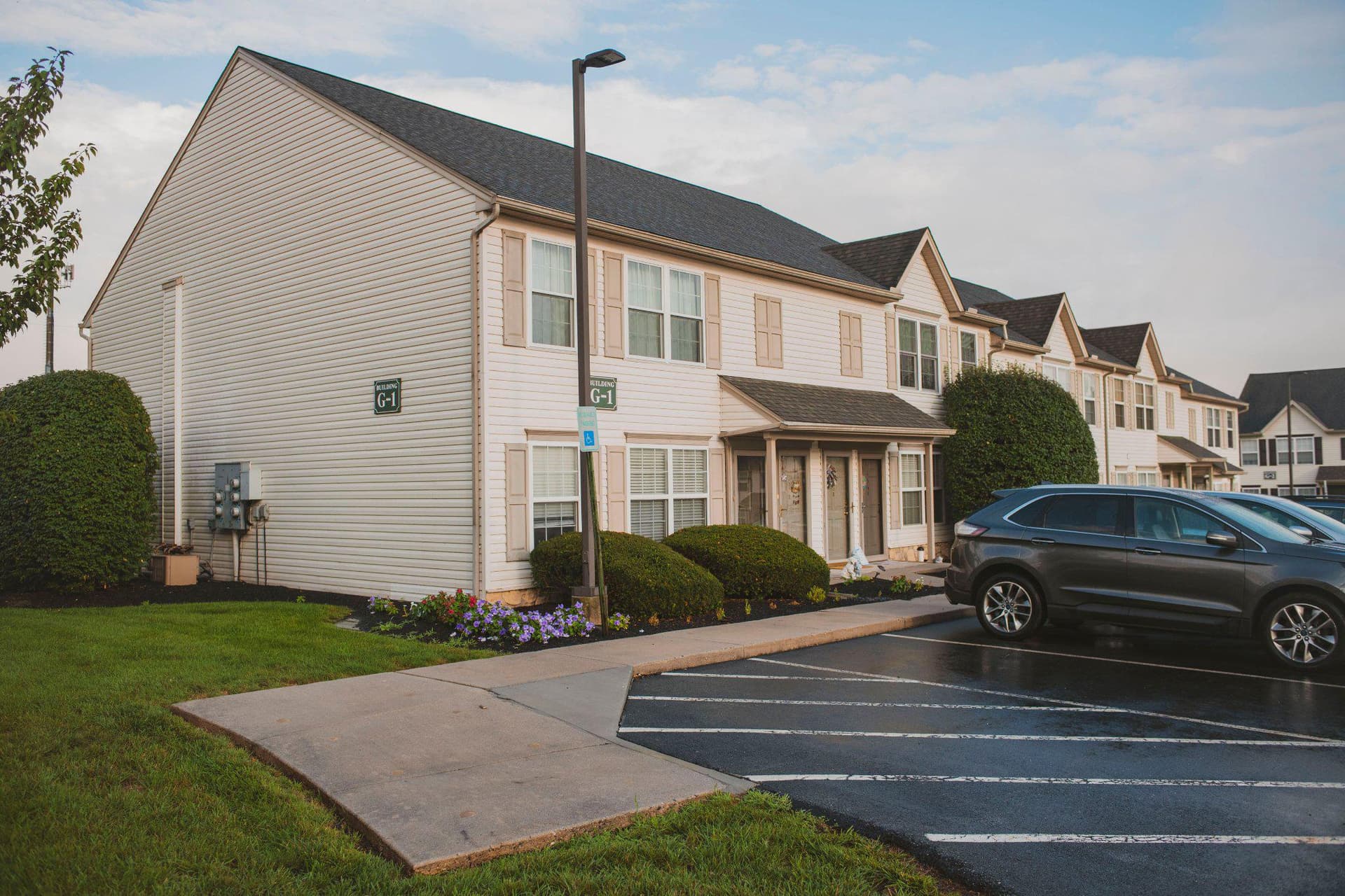 460 Buttonwood Lane #460a photo 1
