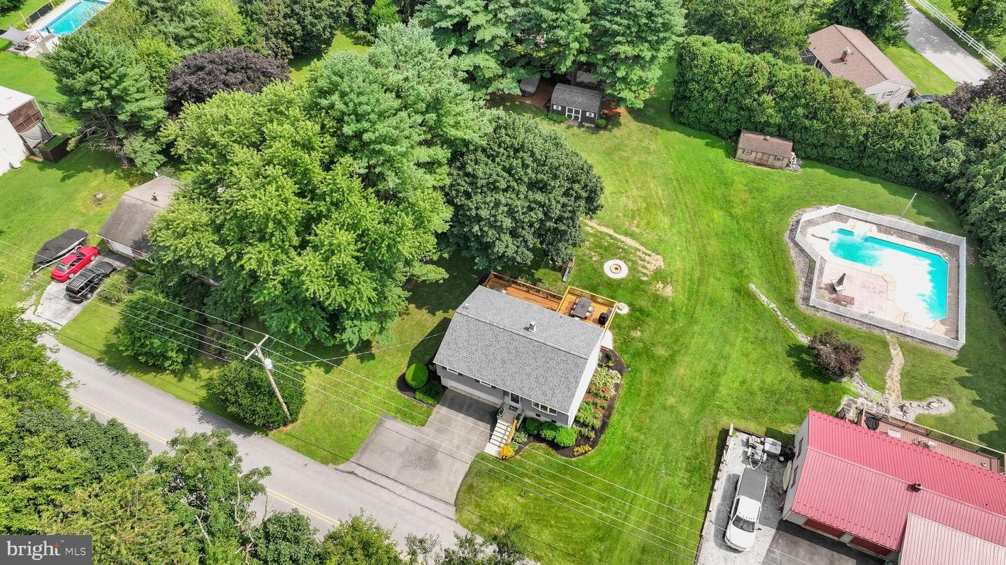 1083 Canadochly Road photo 1