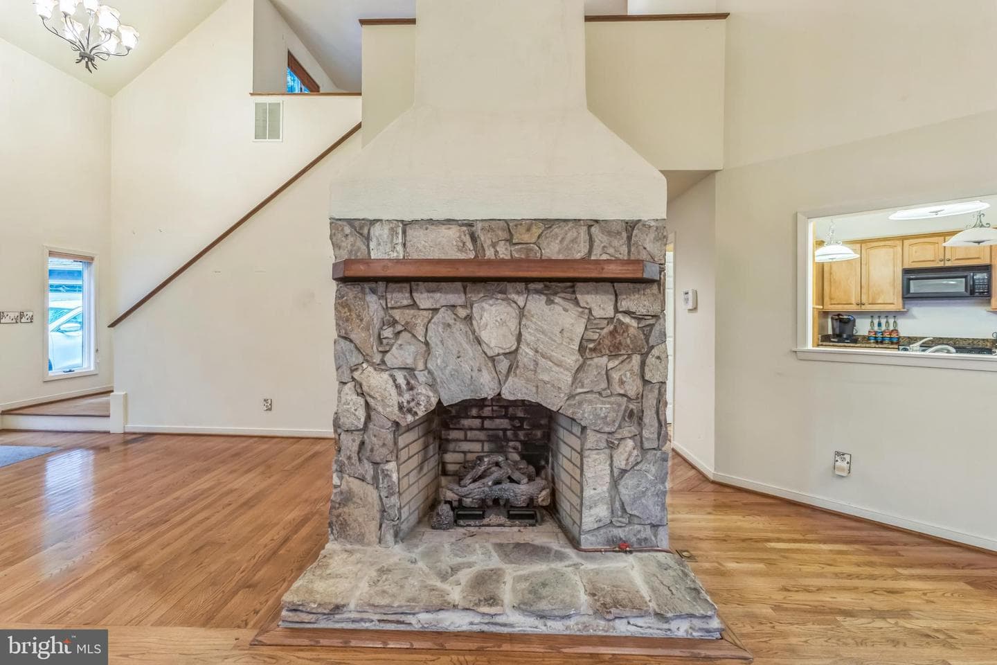 1425 Clearbrook Lane photo 10