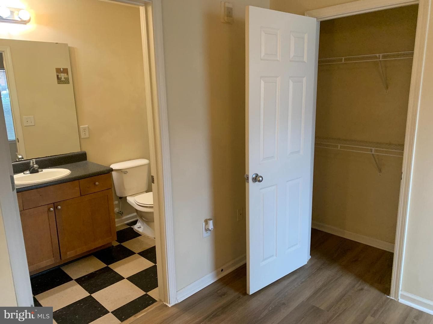 195 Yellowstone Drive #103 photo 12