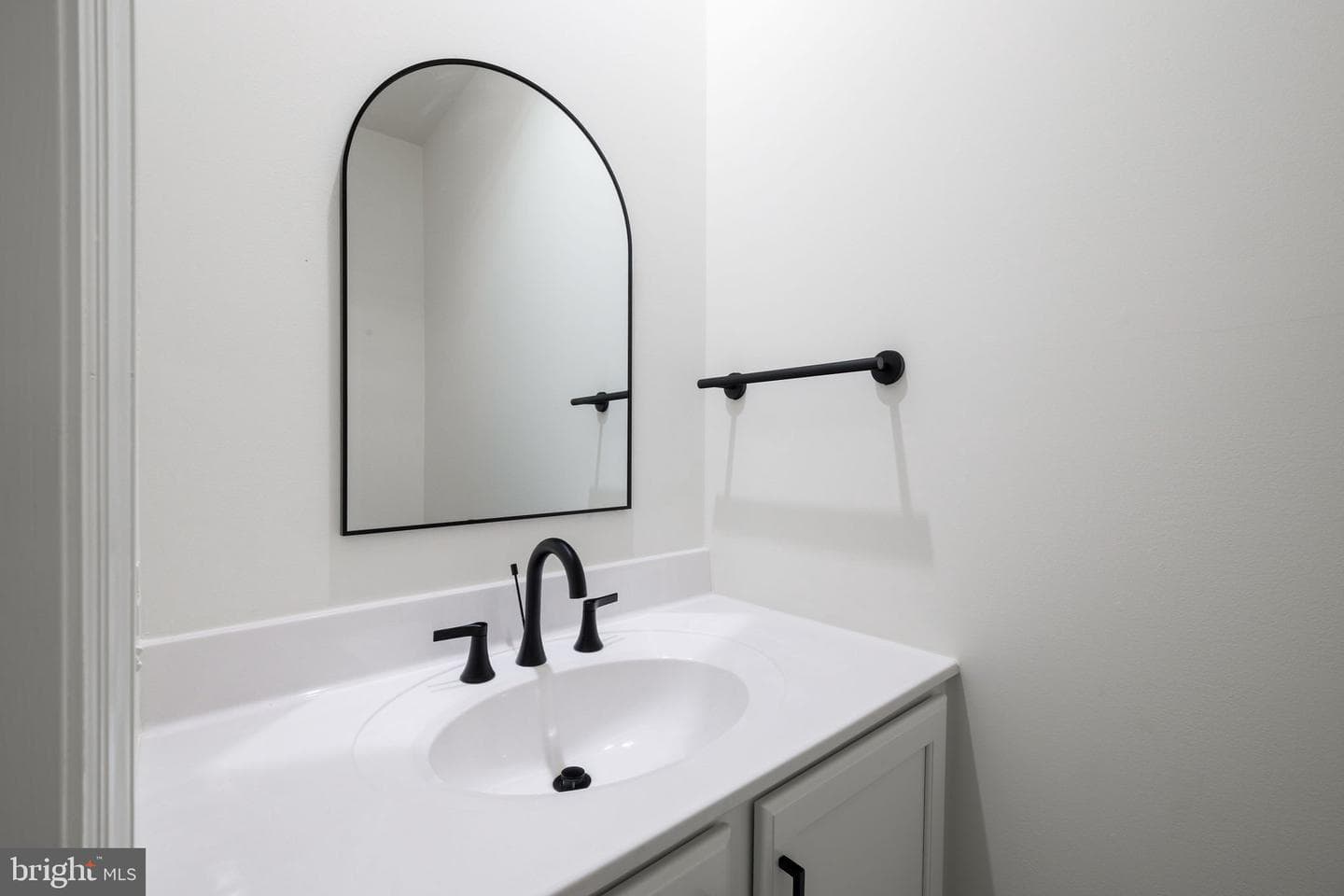 104 E Haven Court photo 42