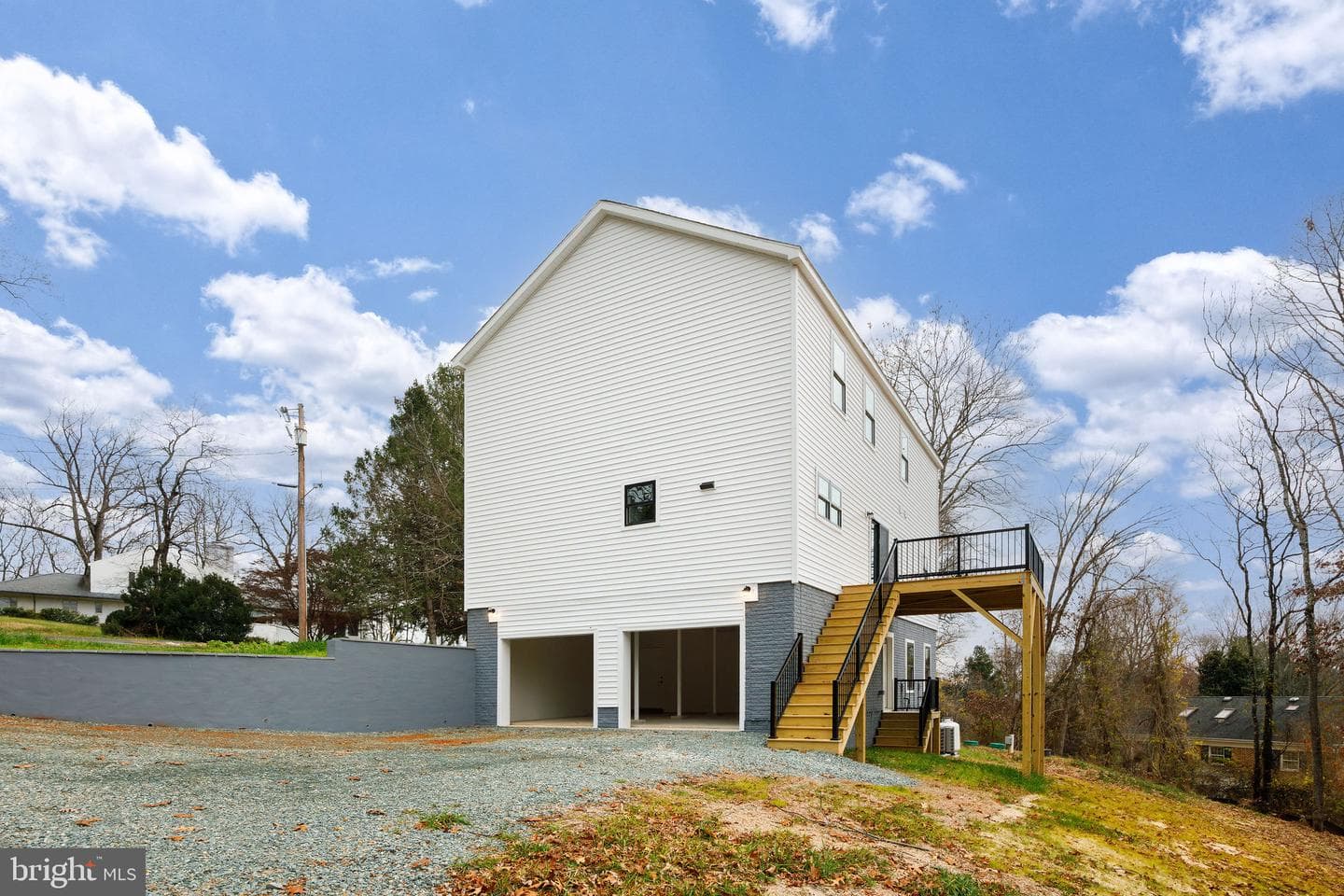 104 E Haven Court photo 46