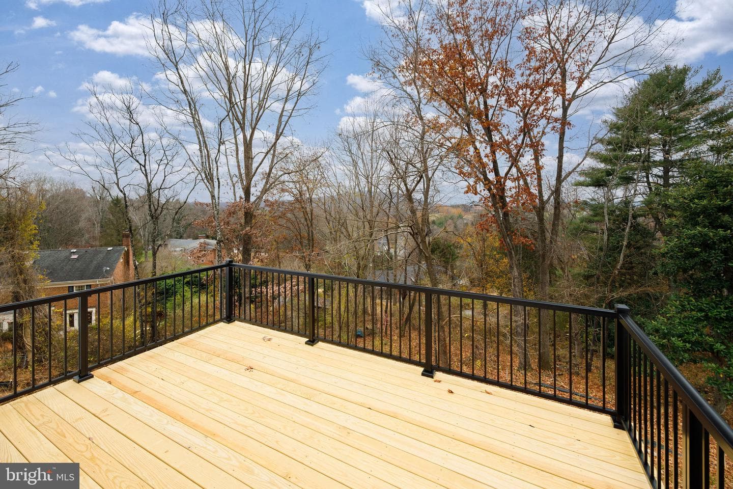 104 E Haven Court photo 51