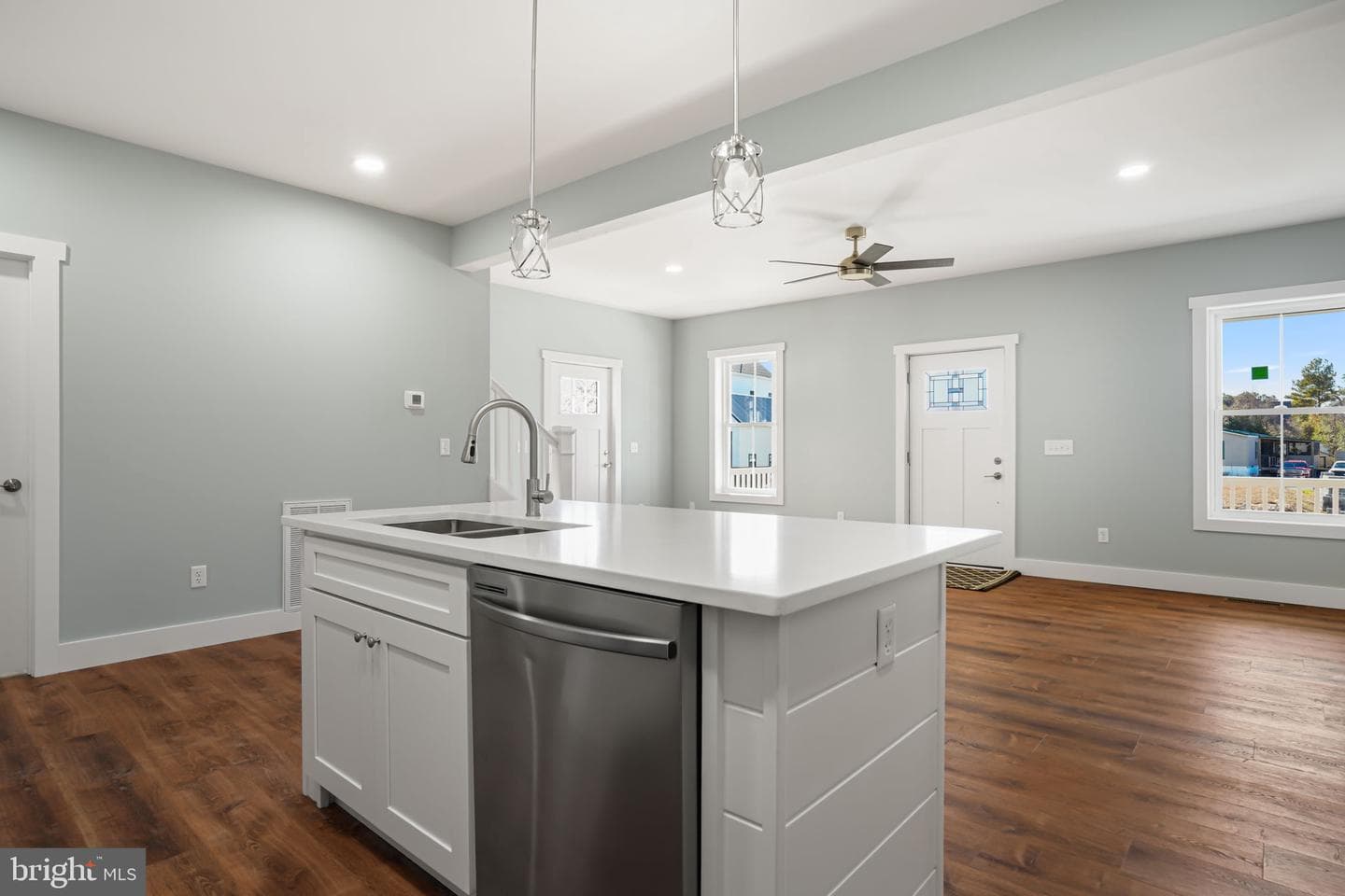 7921 East Side Road photo 12