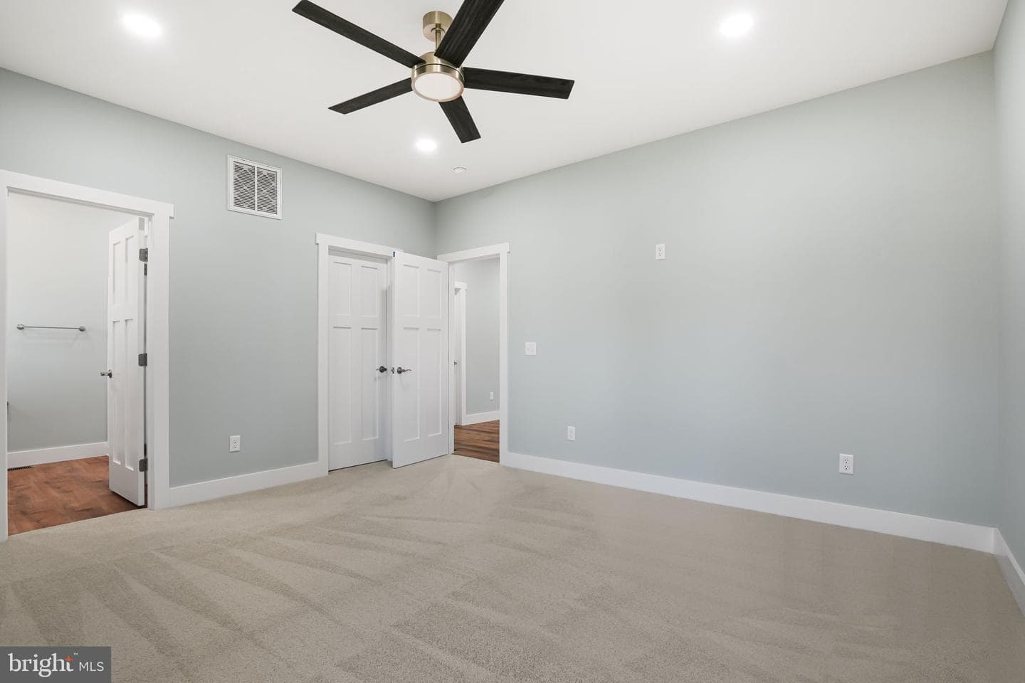 7921 East Side Road photo 17