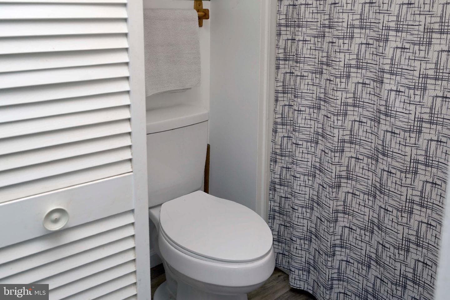25588 Shore Main Drive photo 21