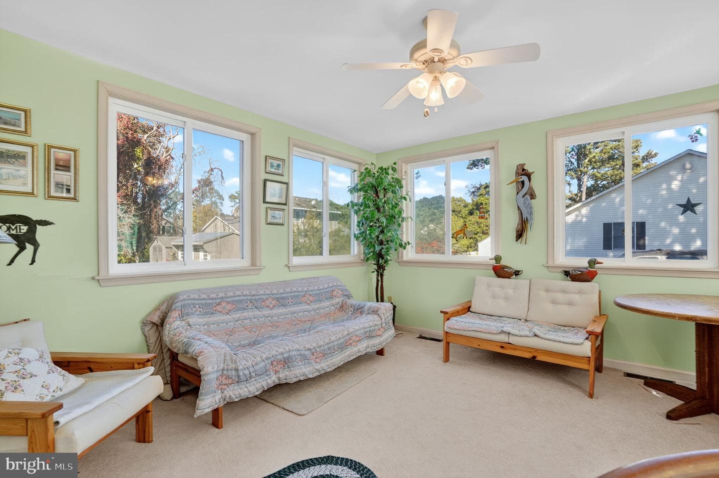 6135 Martin Lane photo 15