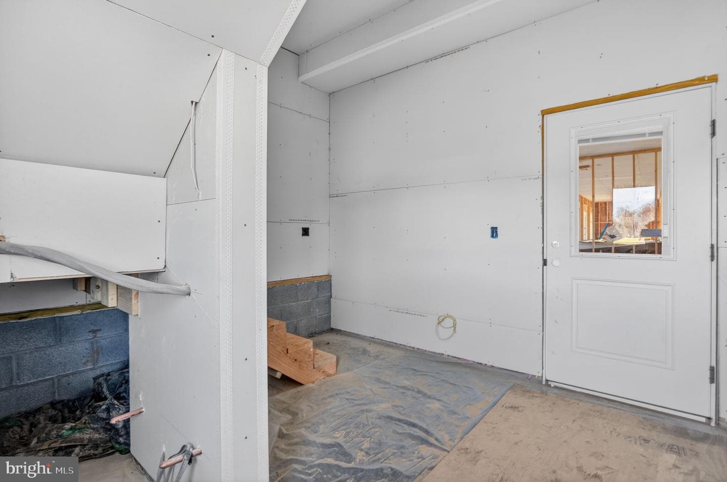 8005 Hickman Farm Road photo 12