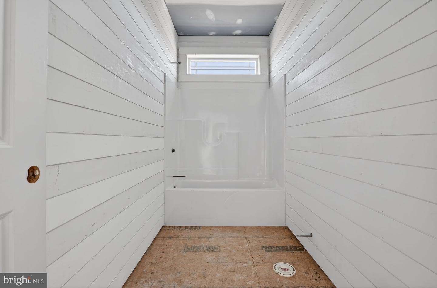 8005 Hickman Farm Road photo 32