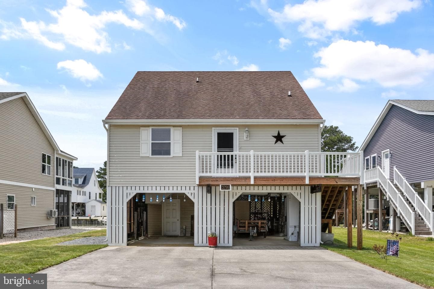 3290 Scimitar Way photo 3