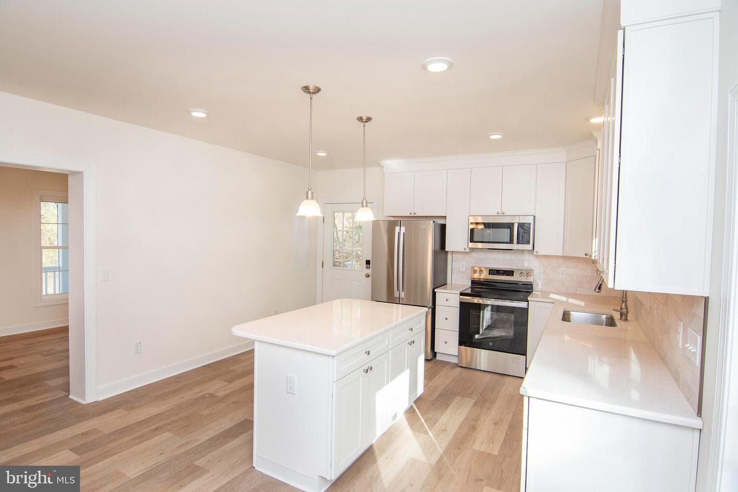 38064 Tiller Court photo 6