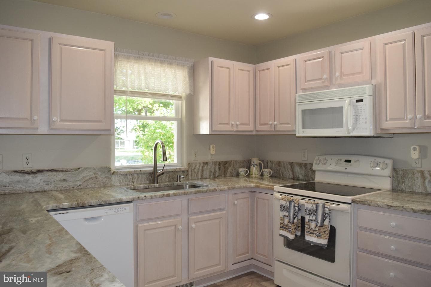 37142 Main Sail Court photo 12
